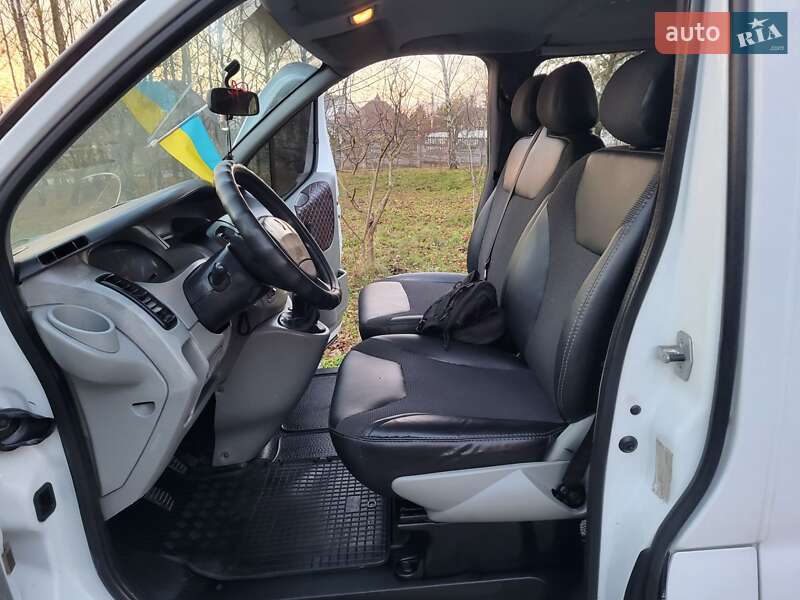 Минивэн Renault Trafic 2007 в Хмельницком фото 60 Минивэн Renault Trafic 2007 в Хмельницком