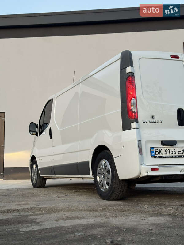 Грузовой фургон Renault Trafic 2014 в Ровно фото 11 Грузовой фургон Renault Trafic 2014 в Ровно