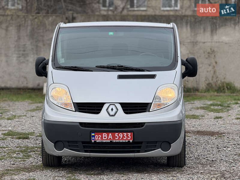 Минивэн Renault Trafic 2007 в Виннице