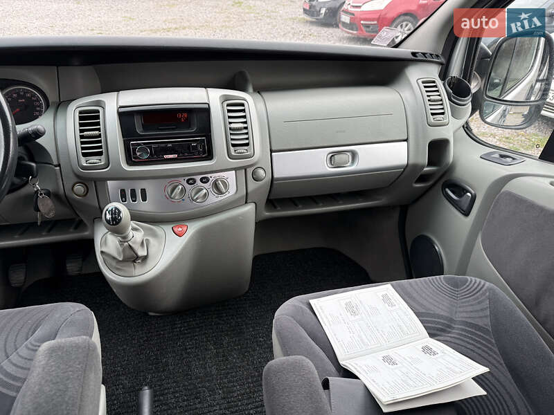 Минивэн Renault Trafic 2007 в Виннице
