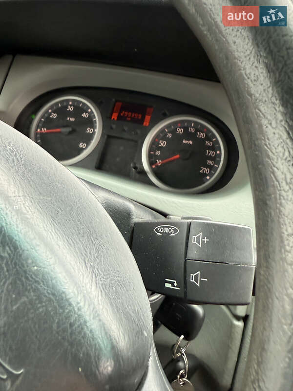 Минивэн Renault Trafic 2007 в Виннице