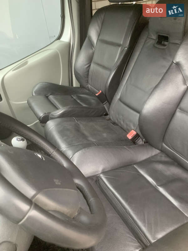 Минивэн Renault Trafic 2005 в Харькове фото 20 Минивэн Renault Trafic 2005 в Харькове