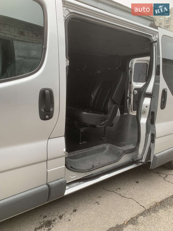 Минивэн Renault Trafic 2005 в Харькове фото 33 Минивэн Renault Trafic 2005 в Харькове