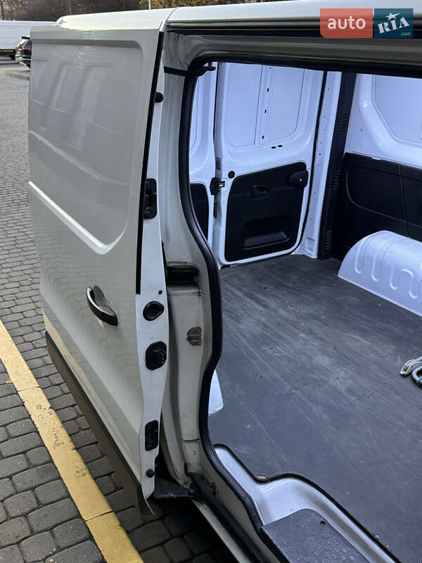 Микроавтобус грузовой (до 3,5т) Renault Trafic 2018 в Львове