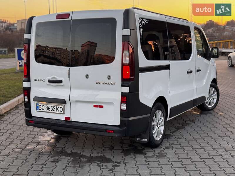 Минивэн Renault Trafic 2016 в Хмельницком