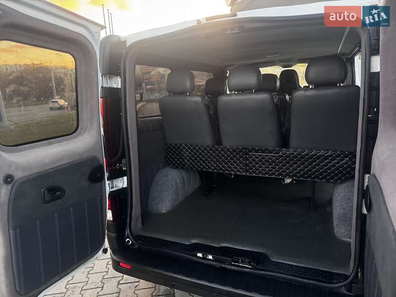 Минивэн Renault Trafic 2016 в Хмельницком