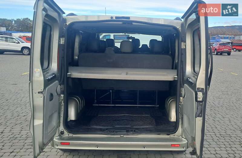 Минивэн Renault Trafic 2011 в Черновцах