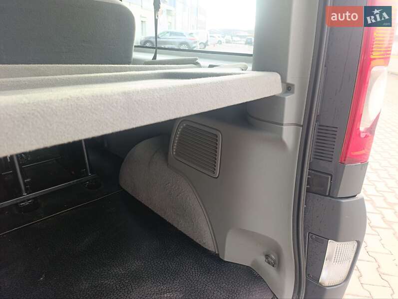 Минивэн Renault Trafic 2010 в Черновцах