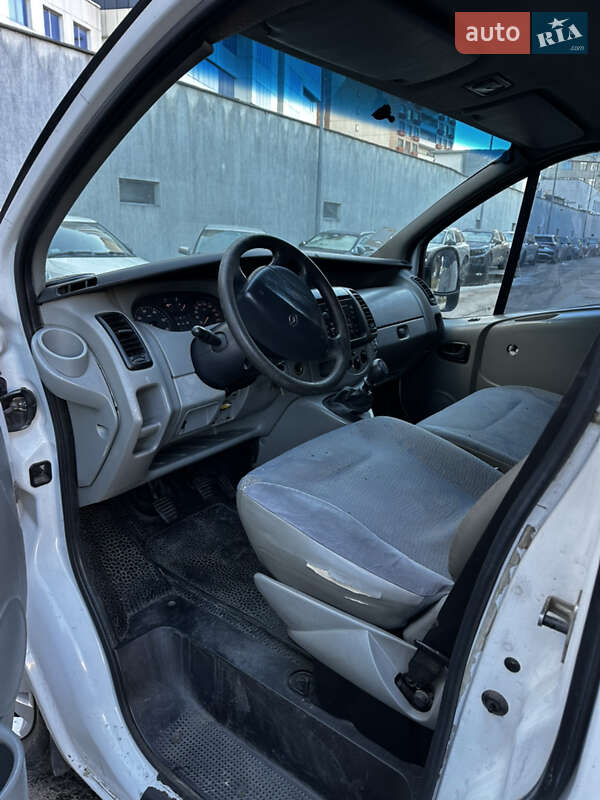 Минивэн Renault Trafic 2004 в Киеве фото 23 Минивэн Renault Trafic 2004 в Киеве