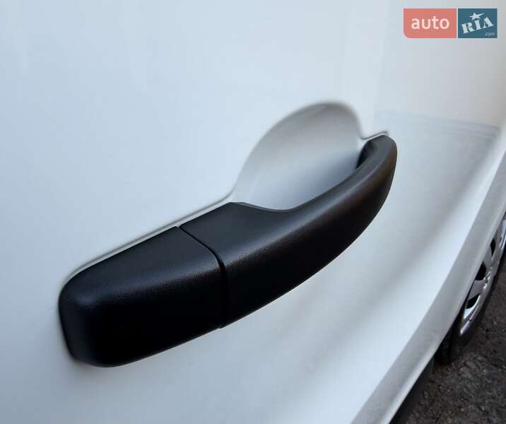 Минивэн Renault Trafic 2018 в Львове