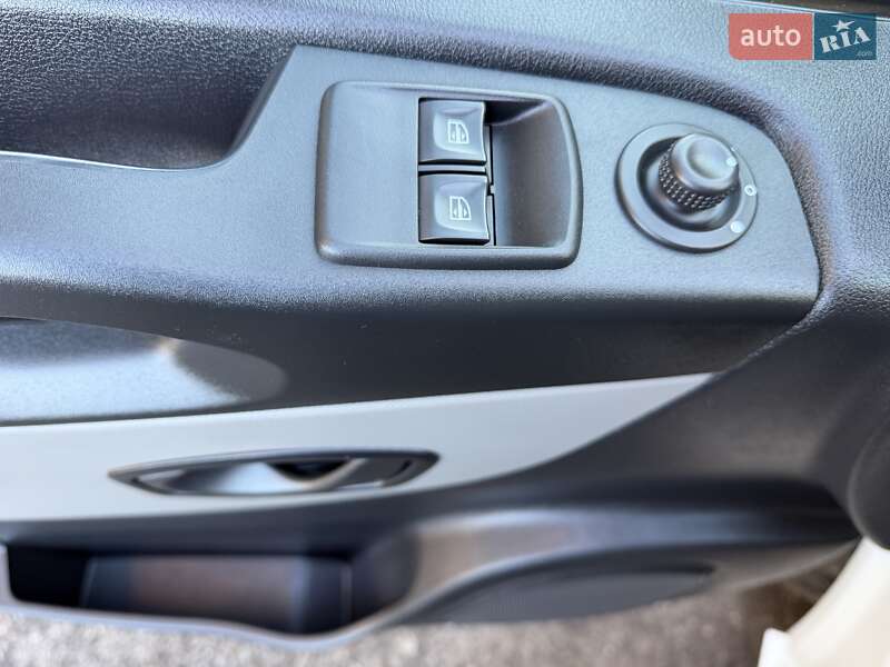 Минивэн Renault Trafic 2018 в Львове