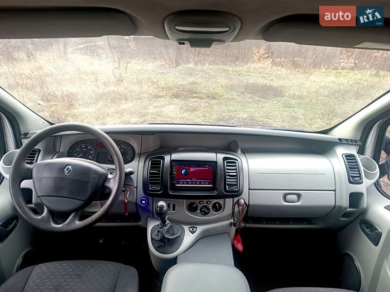 Минивэн Renault Trafic 2007 в Харькове фото 12 Минивэн Renault Trafic 2007 в Харькове