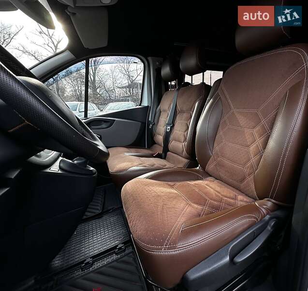 Грузопассажирский фургон Renault Trafic 2019 в Харькове