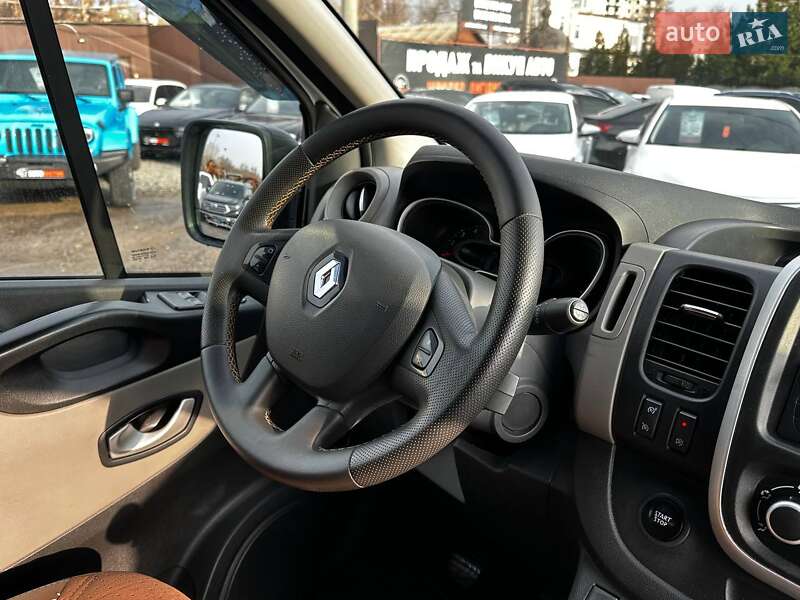 Грузопассажирский фургон Renault Trafic 2019 в Харькове