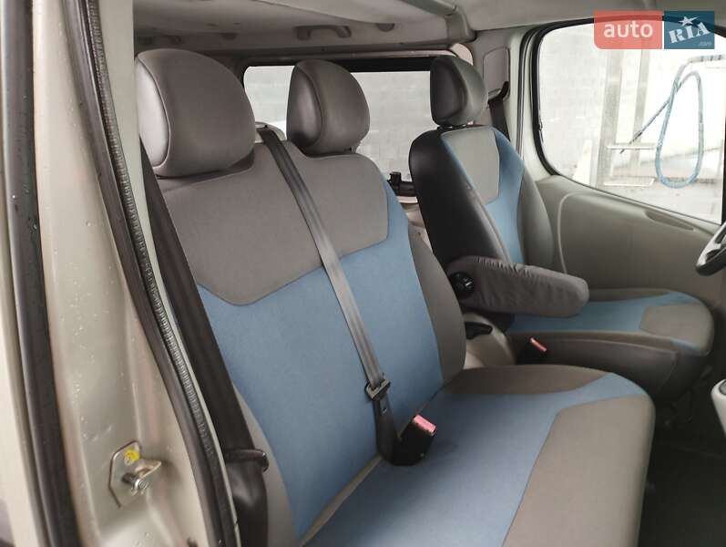 Минивэн Renault Trafic 2011 в Ровно фото 7 Минивэн Renault Trafic 2011 в Ровно