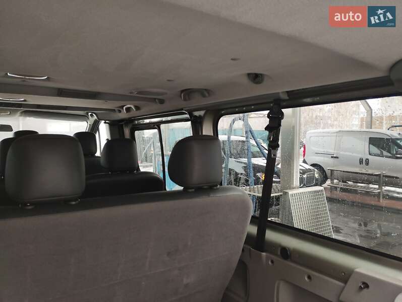 Минивэн Renault Trafic 2011 в Ровно фото 16 Минивэн Renault Trafic 2011 в Ровно