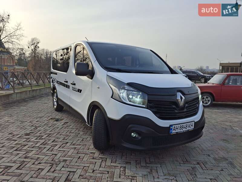 Минивэн Renault Trafic 2015 в Харькове