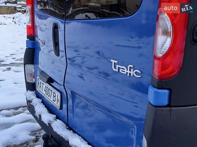 Минивэн Renault Trafic 2007 в Львове фото 15 Минивэн Renault Trafic 2007 в Львове