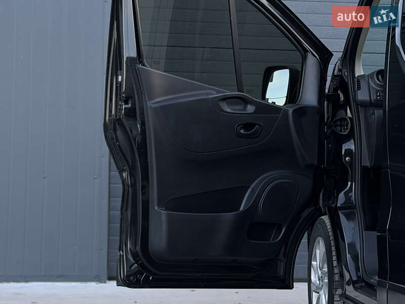 Минивэн Renault Trafic 2021 в Дубно