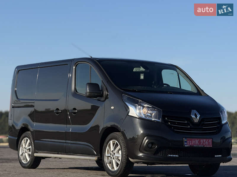 Грузовой фургон Renault Trafic 2015 в Радивилове