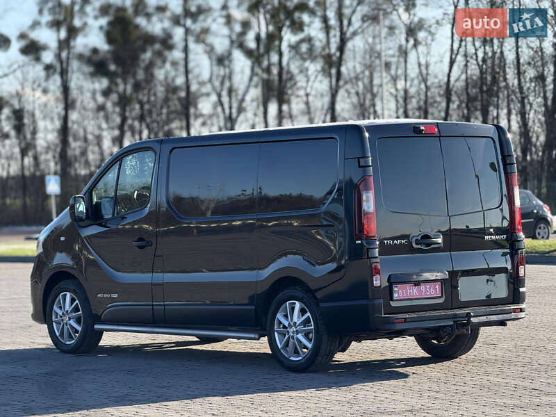 Грузовой фургон Renault Trafic 2015 в Радивилове