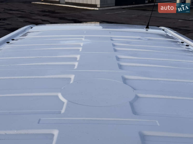 Грузовой фургон Renault Trafic 2016 в Радивилове