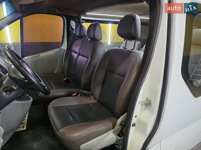 Минивэн Renault Trafic 2008 в Кривом Роге фото 6 Минивэн Renault Trafic 2008 в Кривом Роге