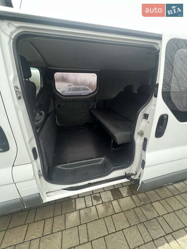 Минивэн Renault Trafic 2013 в Ровно