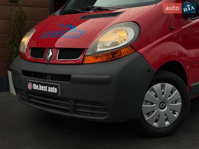 Минивэн Renault Trafic 2006 в Ровно