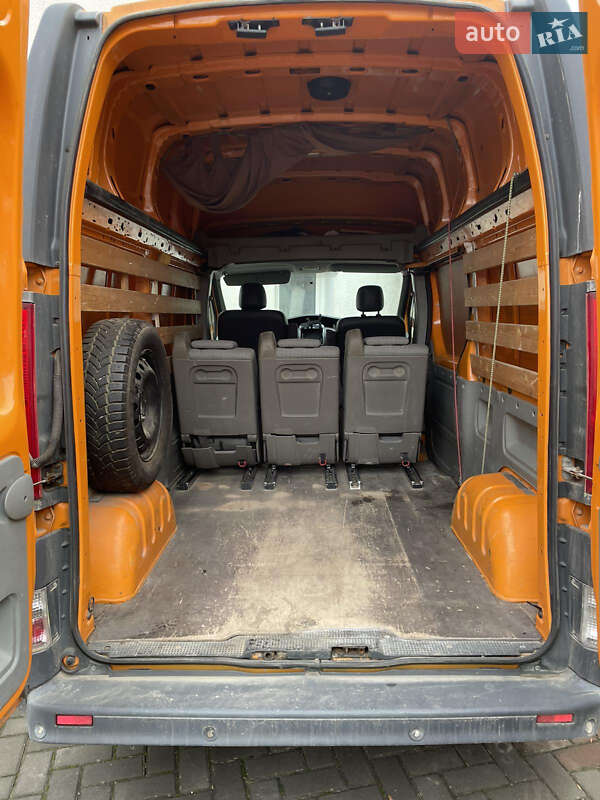 Грузовой фургон Renault Trafic 2010 в Чорткове