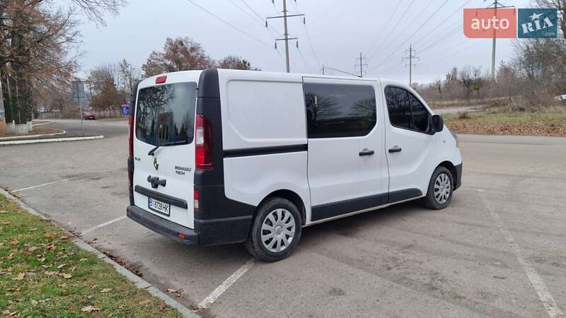 Грузовой фургон Renault Trafic 2015 в Полтаве