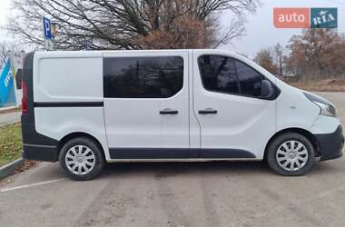 Грузовой фургон Renault Trafic 2015 в Полтаве