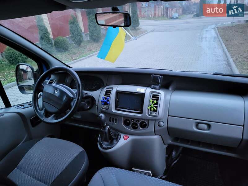 Минивэн Renault Trafic 2007 в Хмельницком