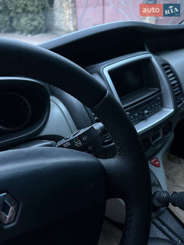 Минивэн Renault Trafic 2013 в Ровно фото 34 Минивэн Renault Trafic 2013 в Ровно