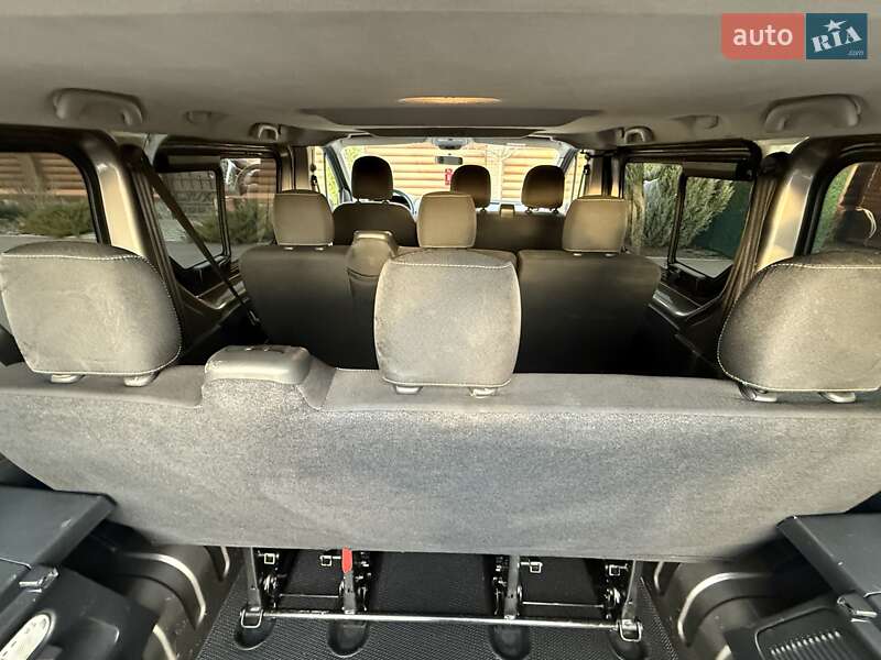 Минивэн Renault Trafic 2015 в Киеве