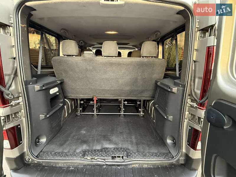 Минивэн Renault Trafic 2015 в Киеве