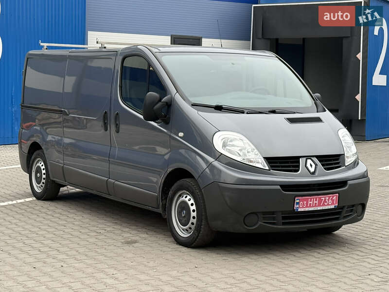 Грузовой фургон Renault Trafic 2014 в Ровно