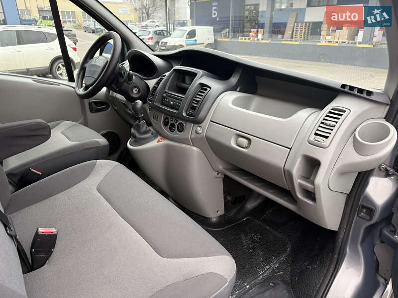 Грузовой фургон Renault Trafic 2014 в Ровно