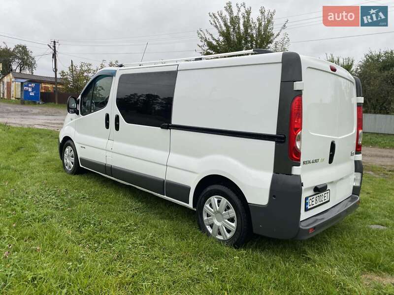 Грузопассажирский фургон Renault Trafic 2014 в Черновцах