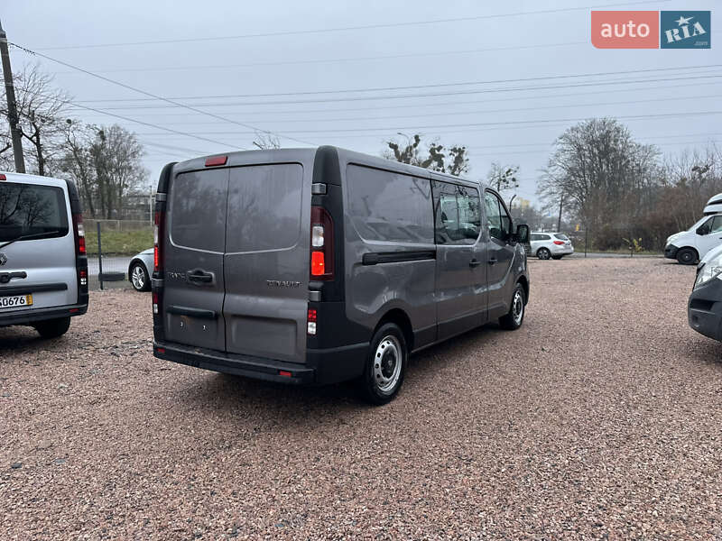 Минивэн Renault Trafic 2018 в Ровно