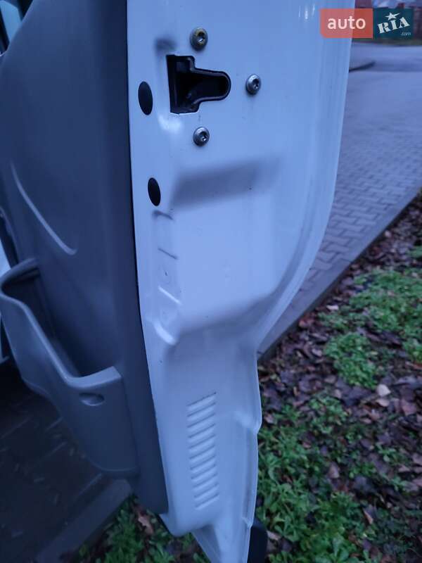 Минивэн Renault Trafic 2011 в Хмельницком фото 62 Минивэн Renault Trafic 2011 в Хмельницком