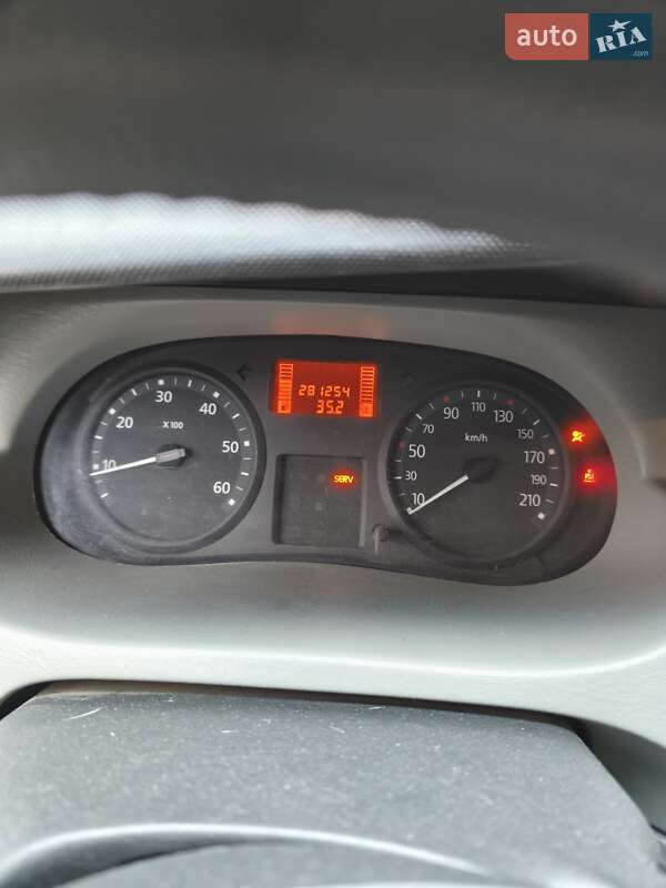 Минивэн Renault Trafic 2007 в Сумах фото 6 Минивэн Renault Trafic 2007 в Сумах