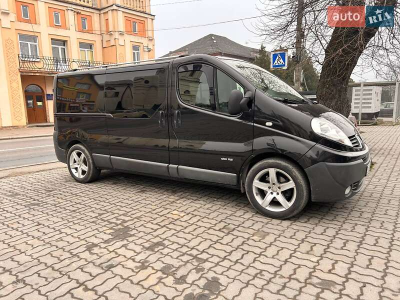 Минивэн Renault Trafic 2012 в Бурштыне фото Минивэн Renault Trafic 2012 в Бурштыне