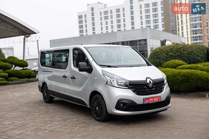 Минивэн Renault Trafic 2017 в Луцке