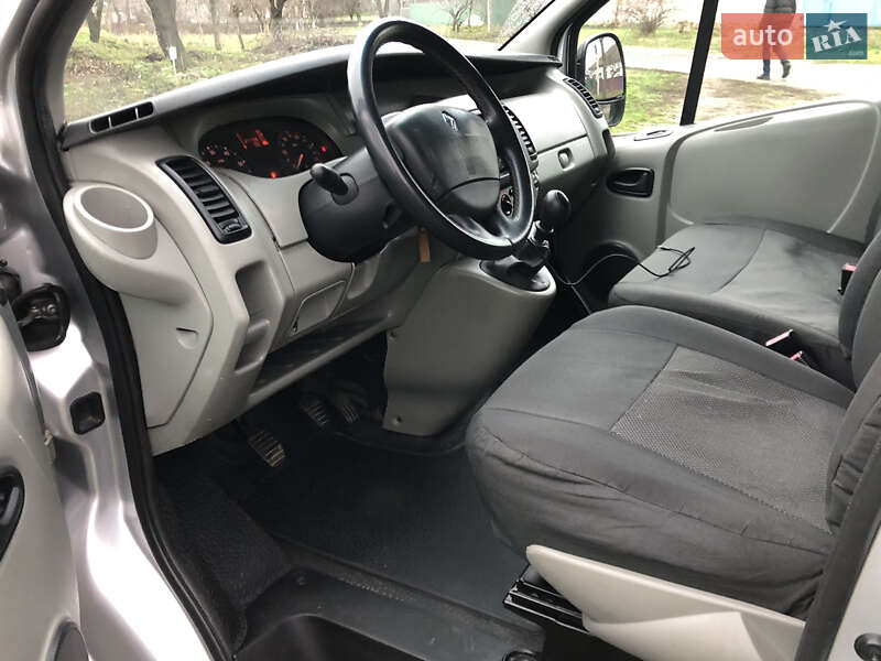 Мінівен Renault Trafic 2007 в Кам'янці