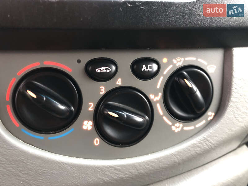 Мінівен Renault Trafic 2007 в Кам'янці