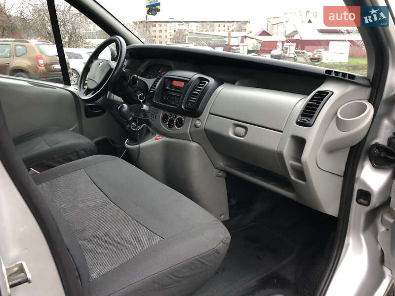 Мінівен Renault Trafic 2007 в Кам'янці