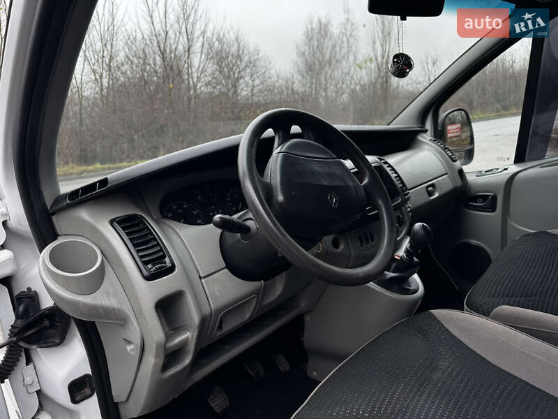 Минивэн Renault Trafic 2004 в Виннице