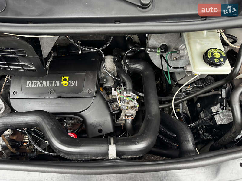 Минивэн Renault Trafic 2004 в Виннице