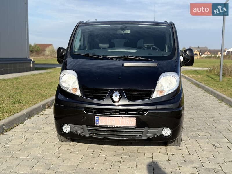 Минивэн Renault Trafic 2014 в Ровно фото 8 Минивэн Renault Trafic 2014 в Ровно